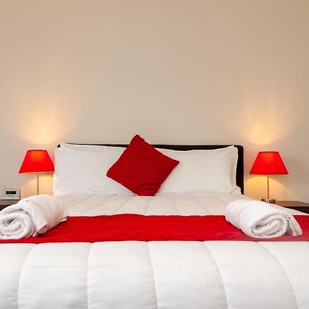 The Park Motel Hawera Bagian luar foto