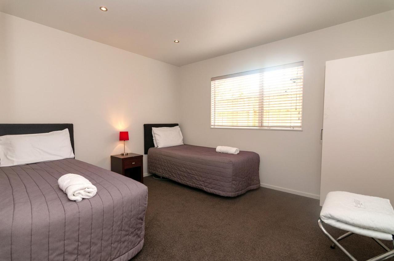 The Park Motel Hawera Bagian luar foto
