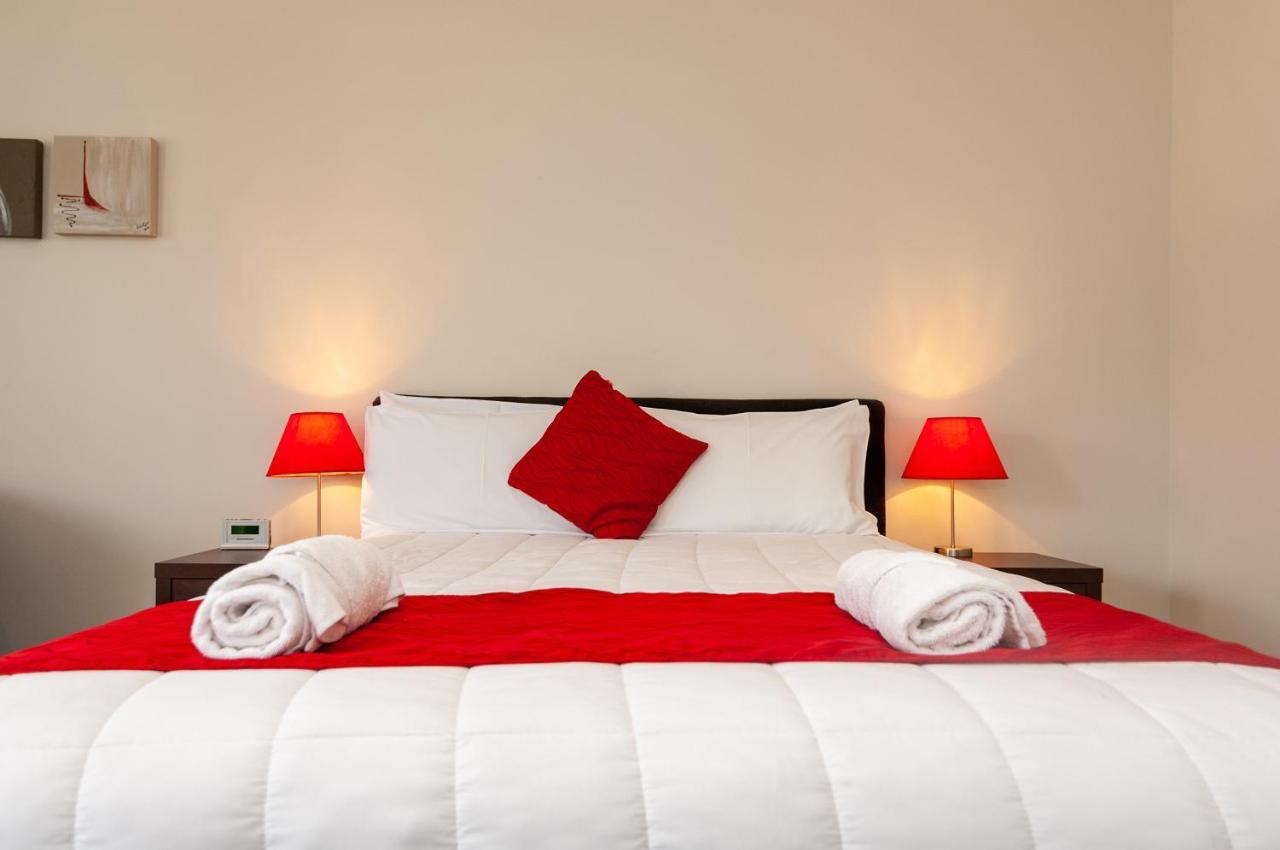 The Park Motel Hawera Bagian luar foto