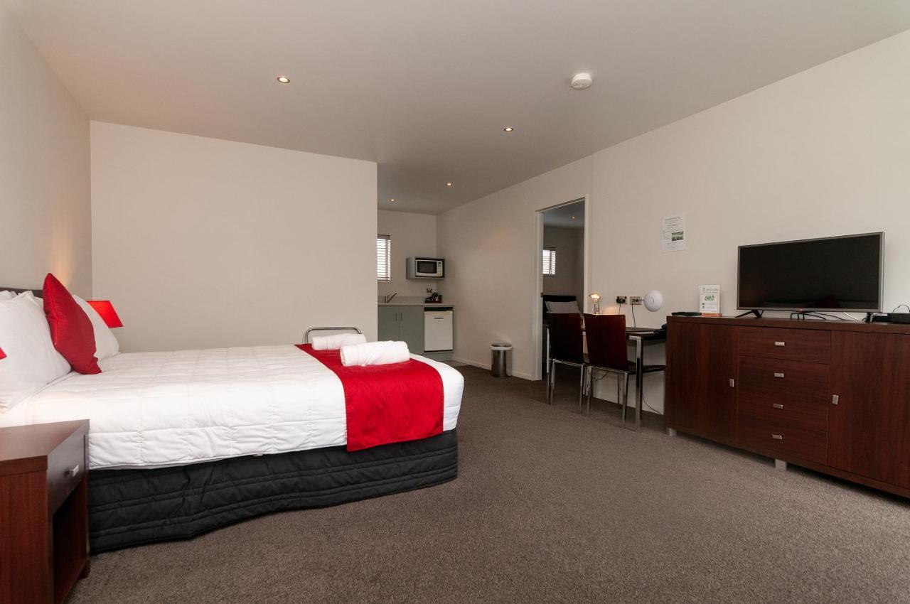 The Park Motel Hawera Bagian luar foto