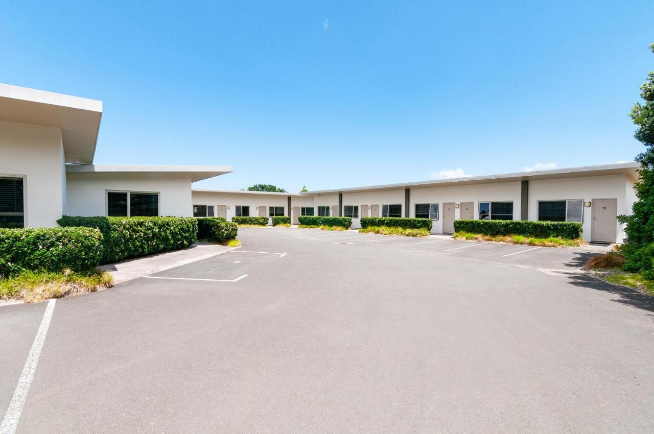 The Park Motel Hawera Bagian luar foto