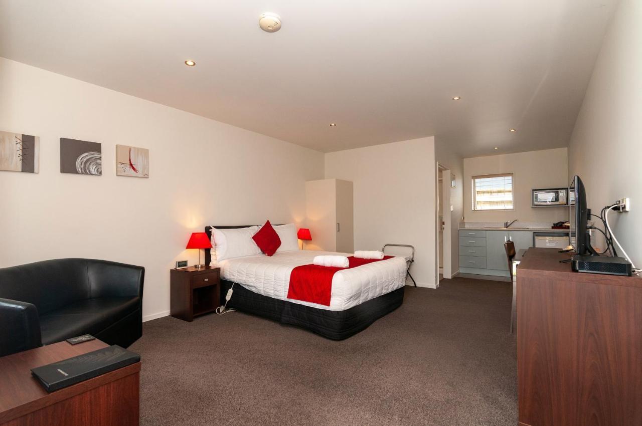 The Park Motel Hawera Bagian luar foto